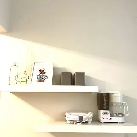 Apartment Bauhaus Studio *